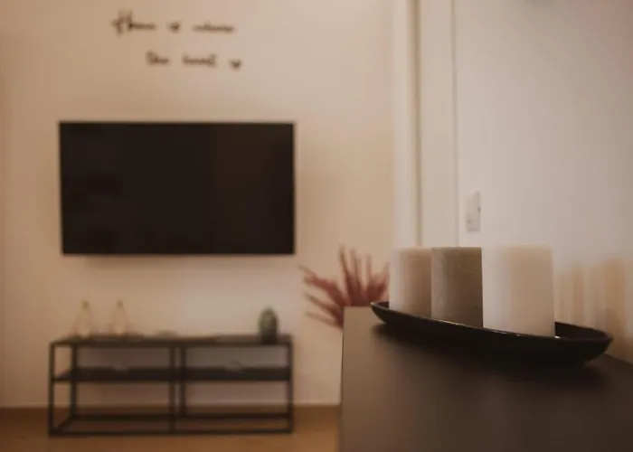 Agora Home